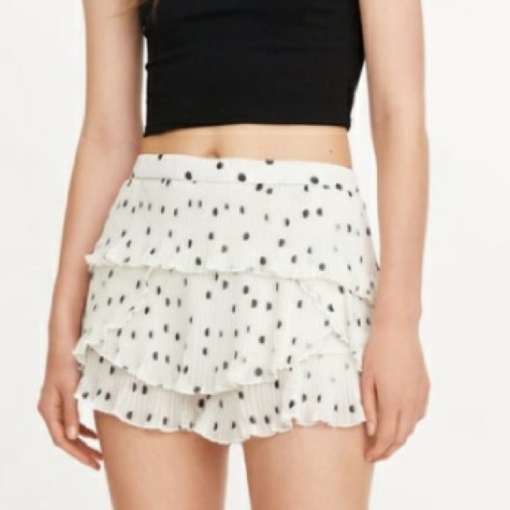 ZARA White & Black Polka Dot Ruffle Shorts